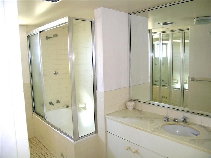 2 New McLean Street, Edgecliff NSW 2027