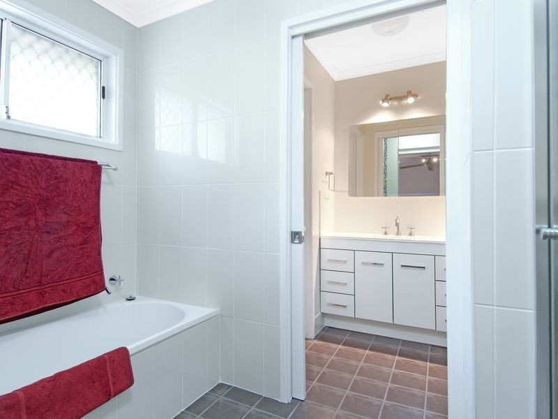 16 Chandler Avenue, Cowan NSW 2081