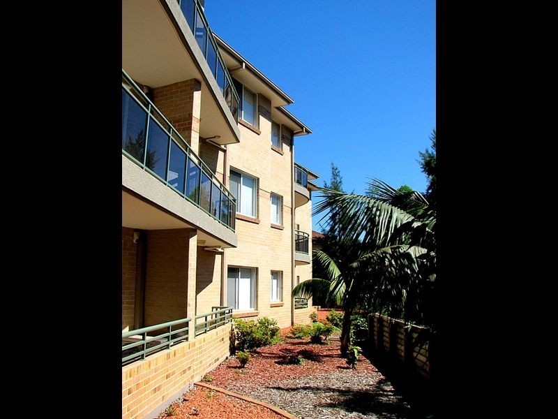 44/8-14 Mercer Street, Castle Hill NSW 2154