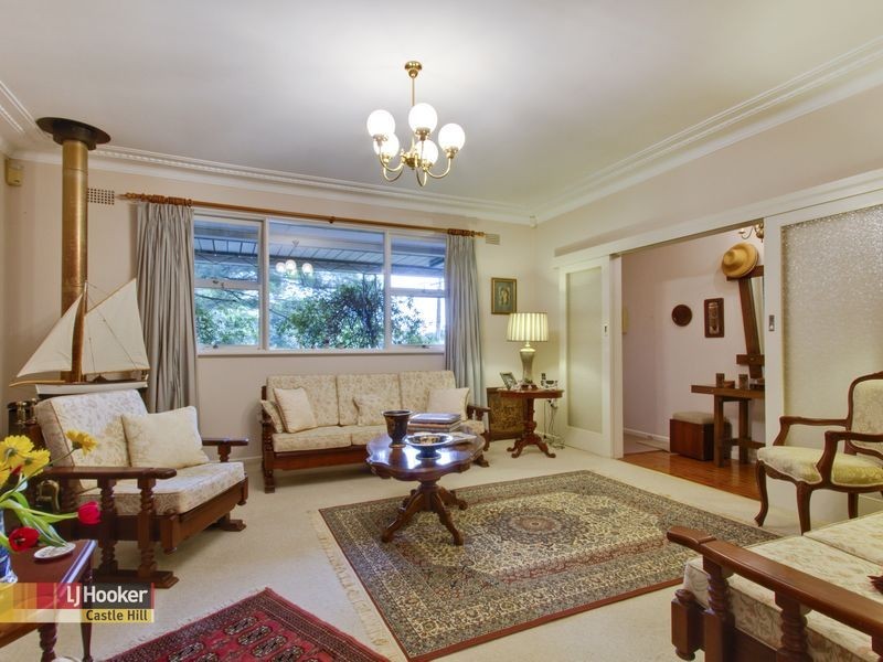 11 Hume Avenue, Castle Hill NSW 2154