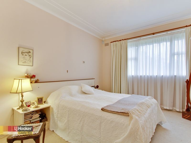 11 Hume Avenue, Castle Hill NSW 2154