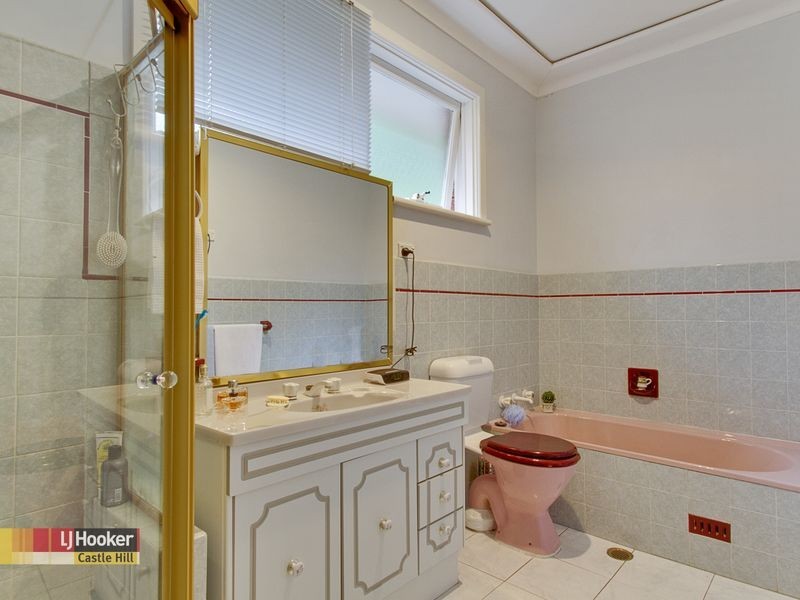 11 Hume Avenue, Castle Hill NSW 2154