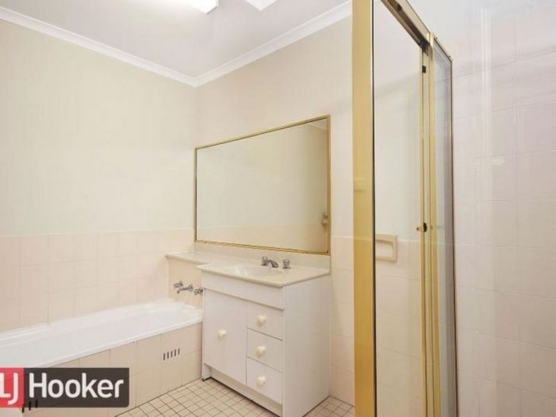 10/77 Crane Road, Castle Hill NSW 2154