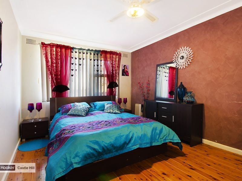 31 Sarah Crescent, Baulkham Hills NSW 2153