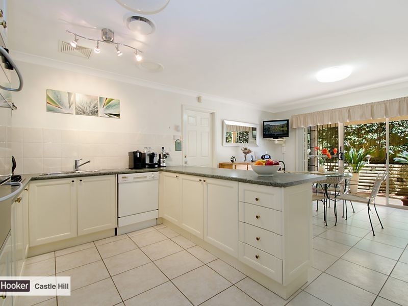 18 Lomandra Circuit, Castle Hill NSW 2154