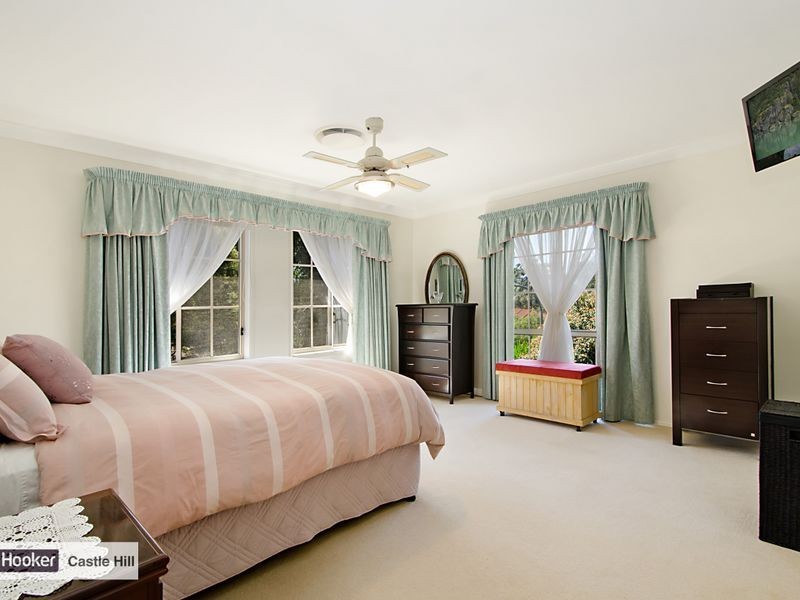 18 Lomandra Circuit, Castle Hill NSW 2154