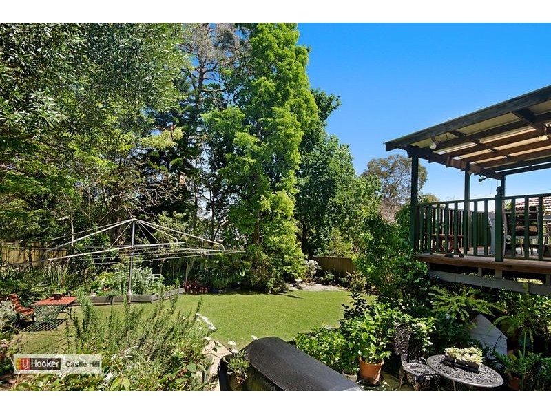 2 Lawndale Avenue, North Rocks NSW 2151