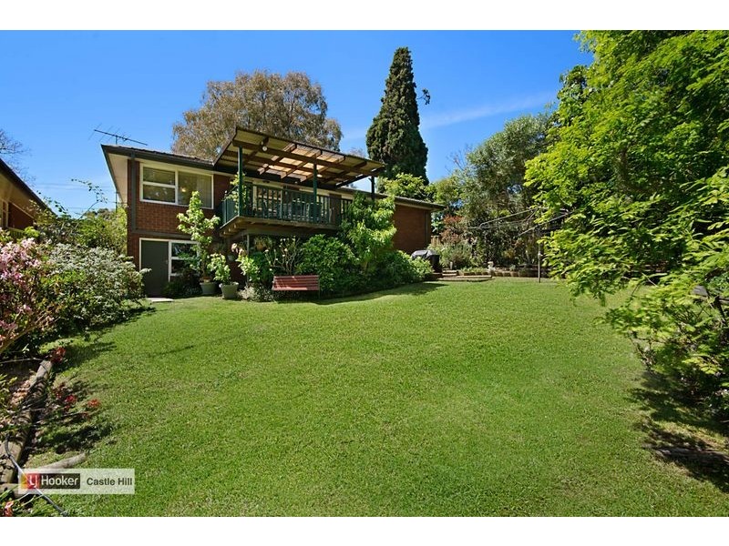 2 Lawndale Avenue, North Rocks NSW 2151