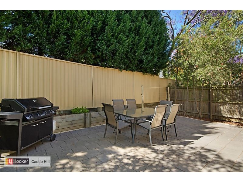 8/3 Christopher Street, Baulkham Hills NSW 2153