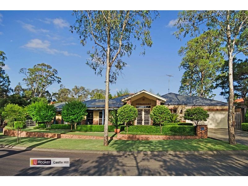 8 Lightwood Way, Beaumont Hills NSW 2155