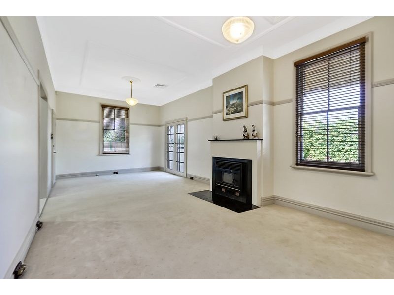 121 Old Northern Road, Baulkham Hills NSW 2153