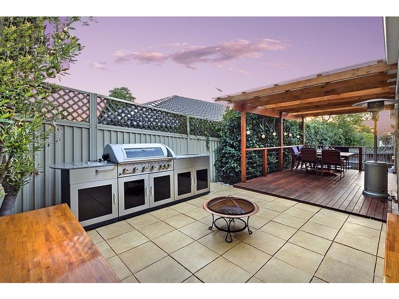 2/61 Chelsea Ave, Baulkham Hills NSW 2153