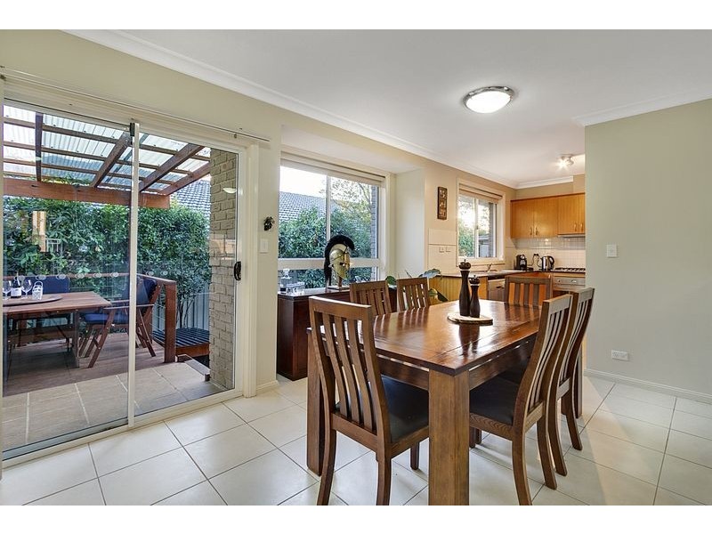 2/61 Chelsea Ave, Baulkham Hills NSW 2153