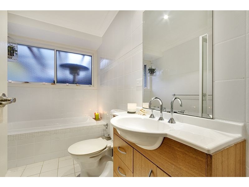 2/61 Chelsea Ave, Baulkham Hills NSW 2153