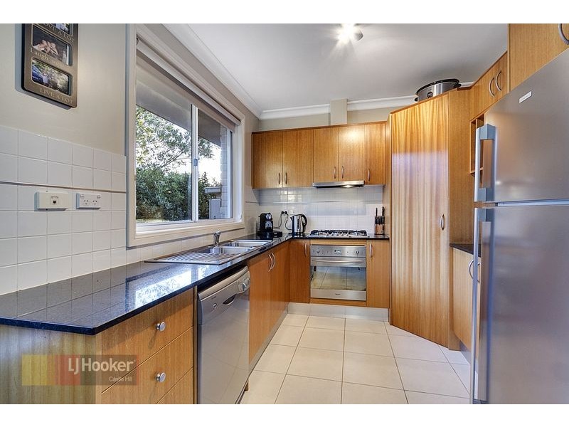 2/61 Chelsea Ave, Baulkham Hills NSW 2153