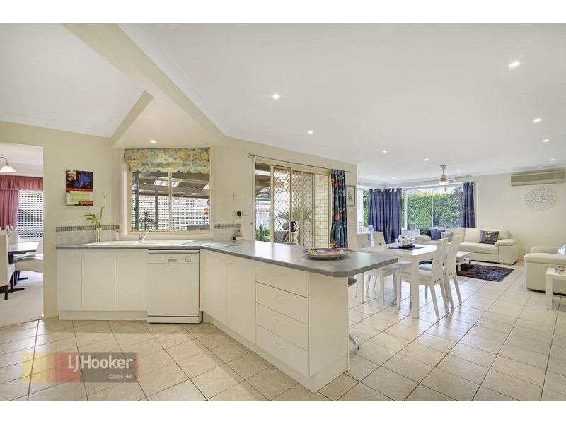 15 Kinnard Way, Kellyville NSW 2155