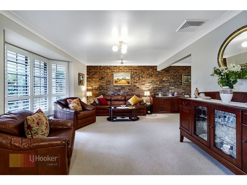 9 Stringybark Pl, Castle Hill NSW 2154