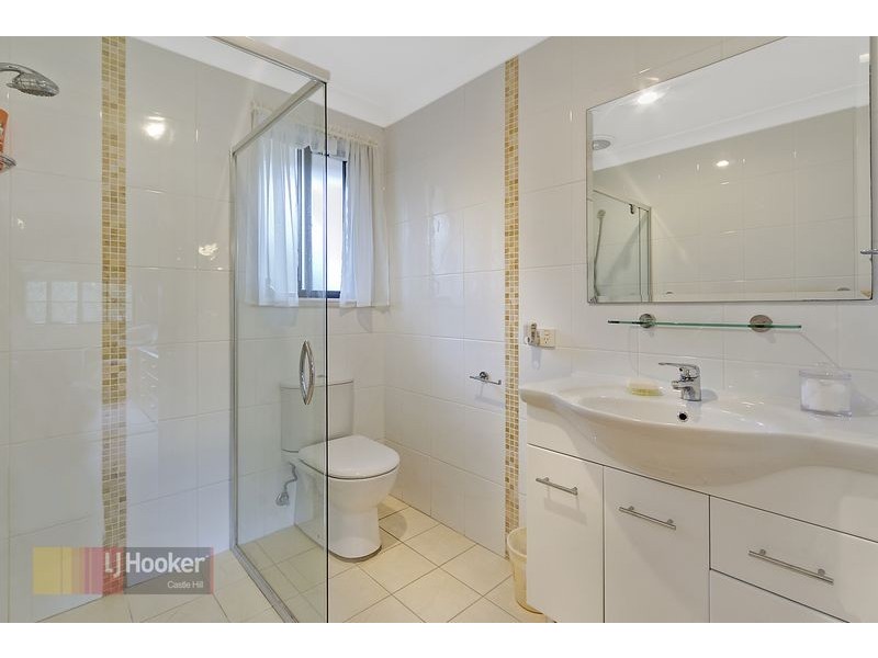 9 Stringybark Pl, Castle Hill NSW 2154