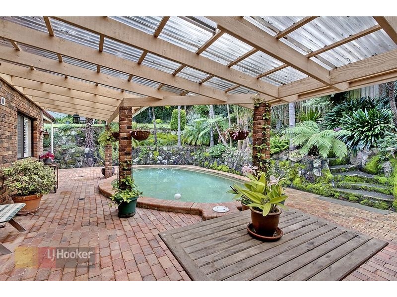 9 Stringybark Pl, Castle Hill NSW 2154