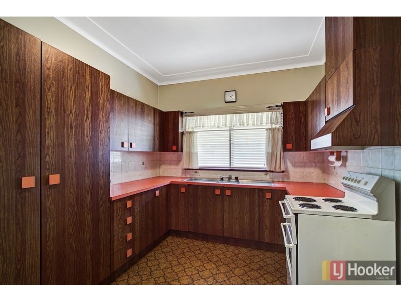 19 Francis St, Castle Hill NSW 2154