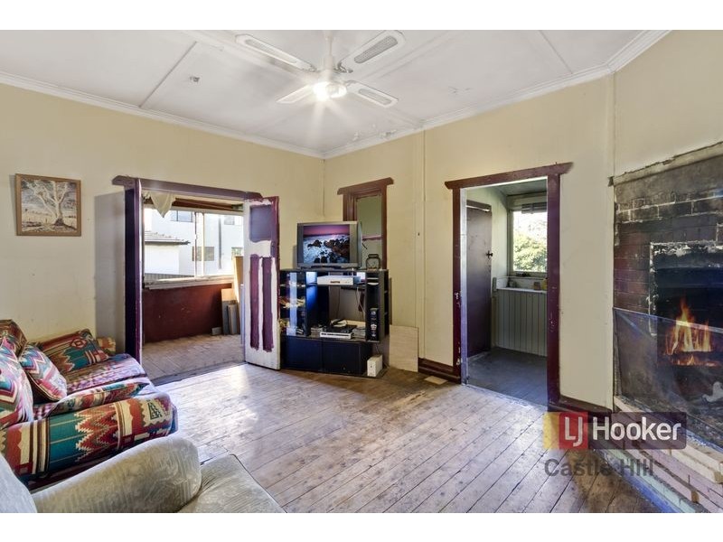 22 Palace Rd, Baulkham Hills NSW 2153