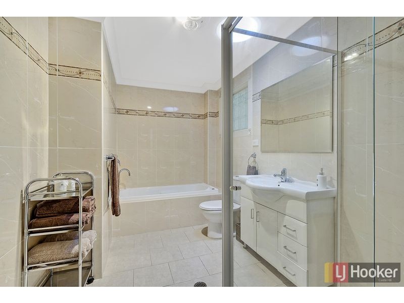 17/342 Old Northern Rd, Castle Hill NSW 2154