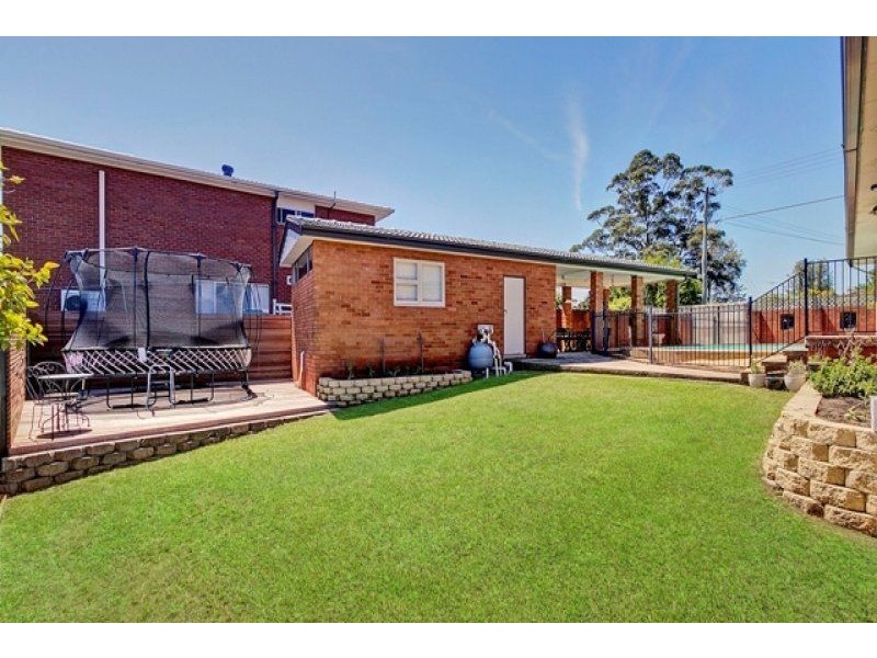 24 Verletta Ave, Castle Hill NSW 2154