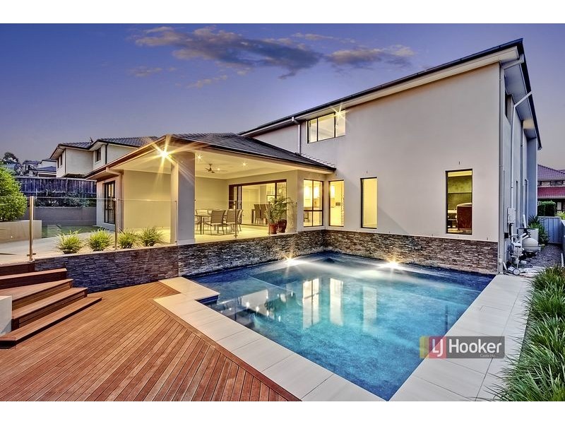14 Waterfall Cr, Bella Vista NSW 2153