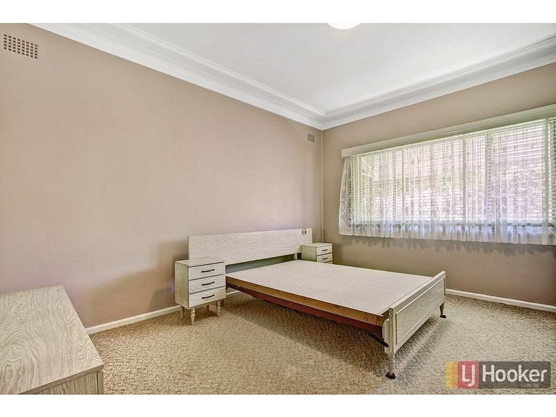 19 Francis St, Castle Hill NSW 2154