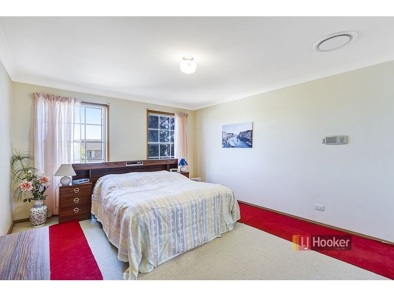 2 Erlestoke Place, Castle Hill NSW 2154