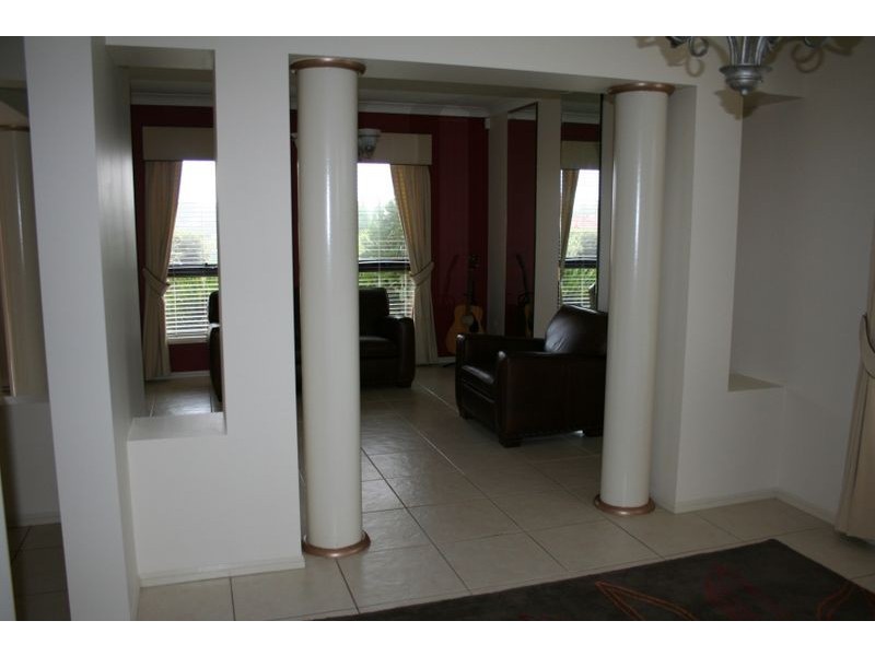 2 Norham Mews, Castle Hill NSW 2154