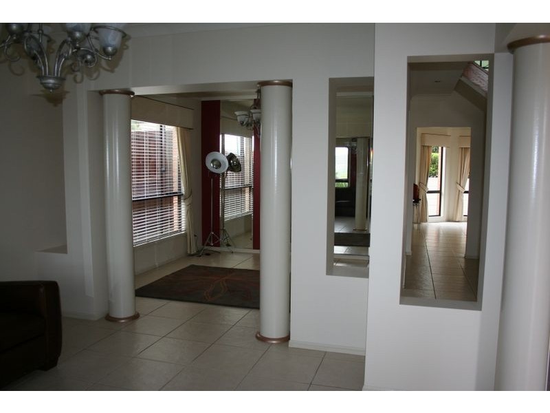 2 Norham Mews, Castle Hill NSW 2154