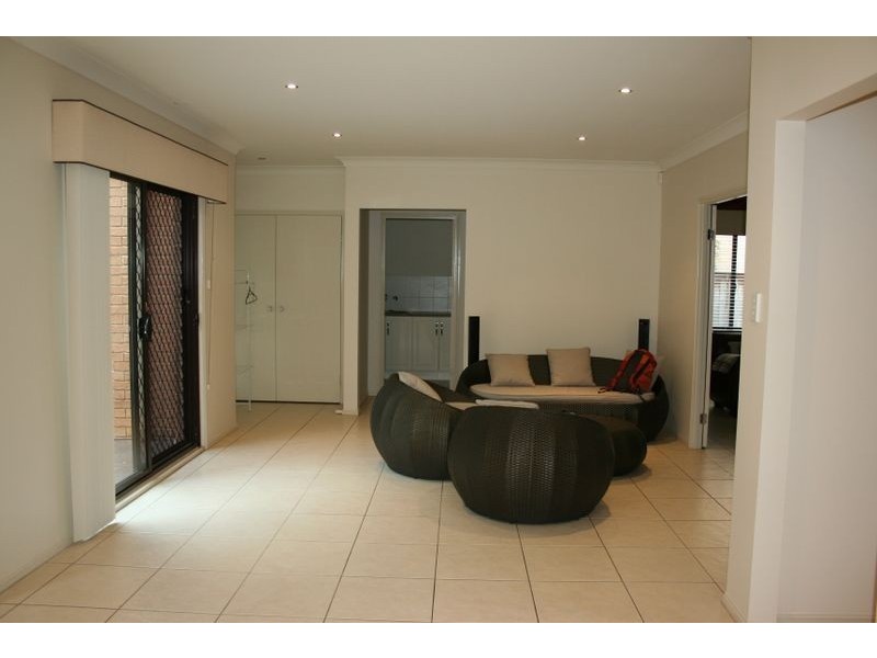 2 Norham Mews, Castle Hill NSW 2154