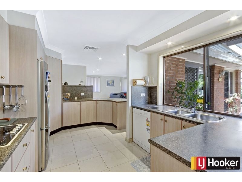 4 Carlton Road, North Rocks NSW 2151