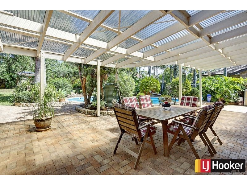 4 Carlton Road, North Rocks NSW 2151