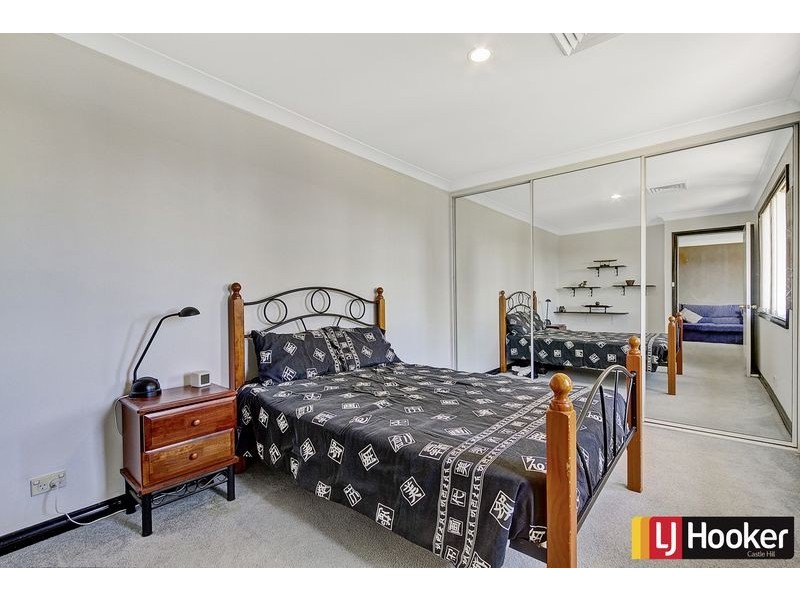 4 Carlton Road, North Rocks NSW 2151