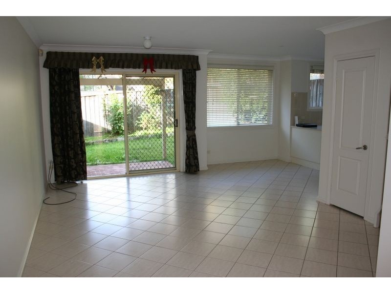 4/3-7 Warwick Pde, Castle Hill NSW 2154