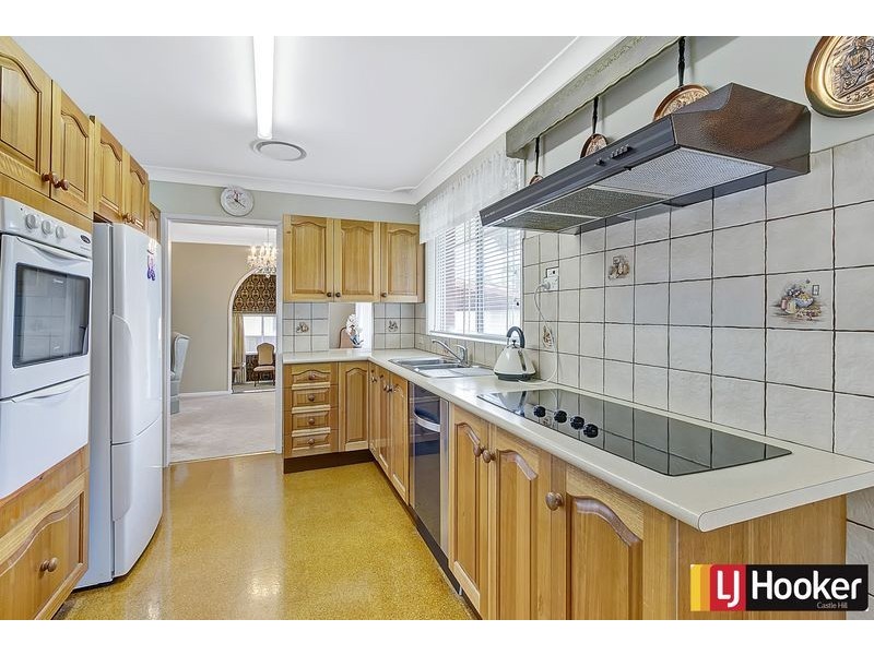 6 Quintana Ave, Baulkham Hills NSW 2153