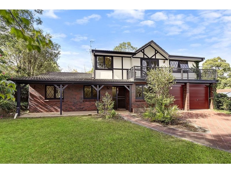 102 Fishburn Crescent, Castle Hill NSW 2154