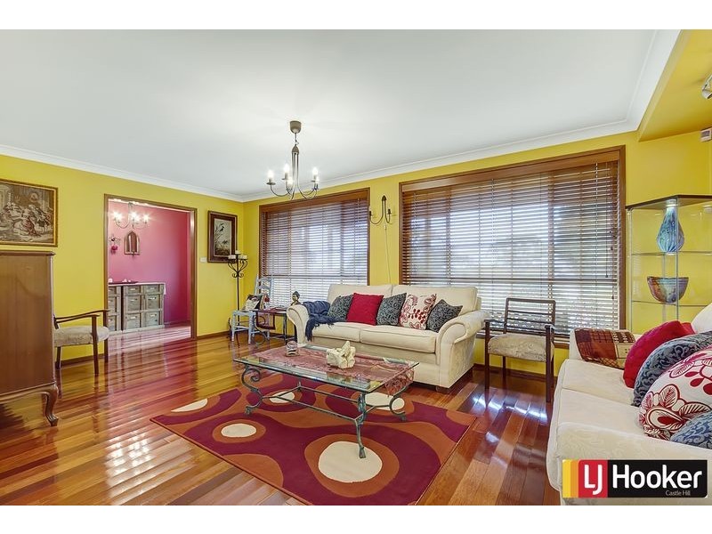 17 Cole Ave, Baulkham Hills NSW 2153