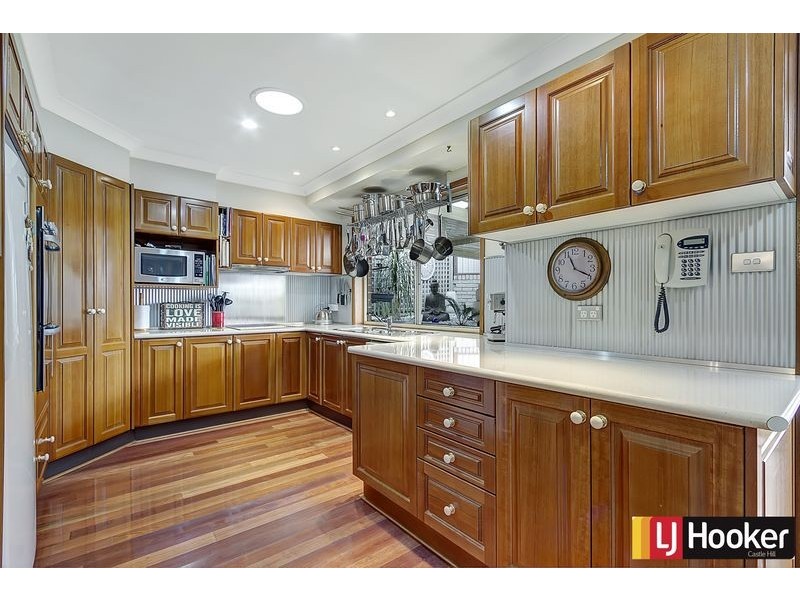 17 Cole Ave, Baulkham Hills NSW 2153