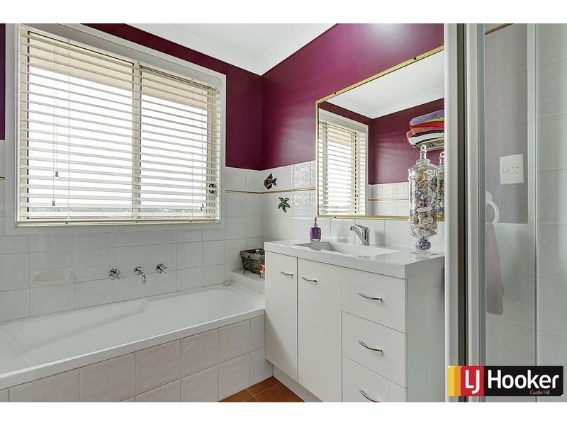 17 Cole Ave, Baulkham Hills NSW 2153