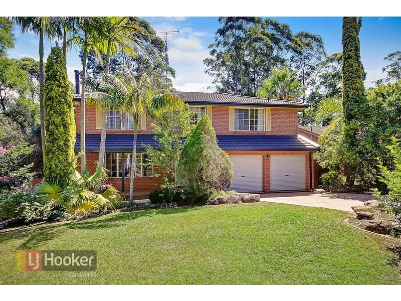 18 Clarke Place, Castle Hill NSW 2154
