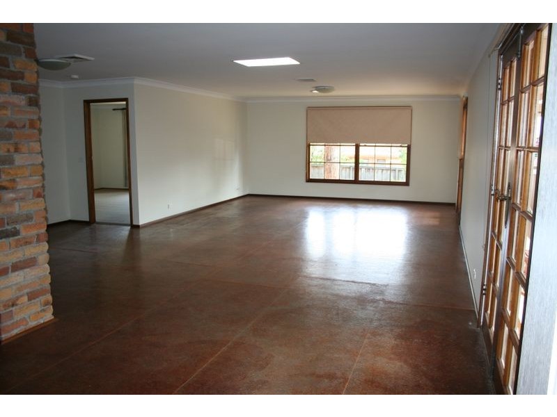 13 Hughes Avenue, Castle Hill NSW 2154