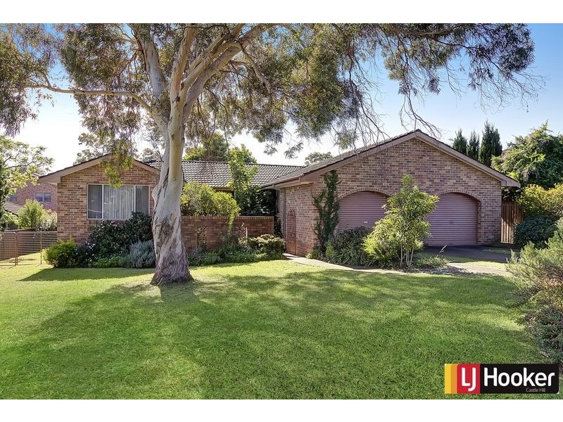 4 Cadman Cr, Castle Hill NSW 2154