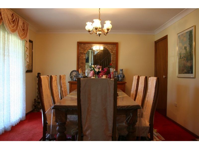 4 Yerriebah Pl, Castle Hill NSW 2154
