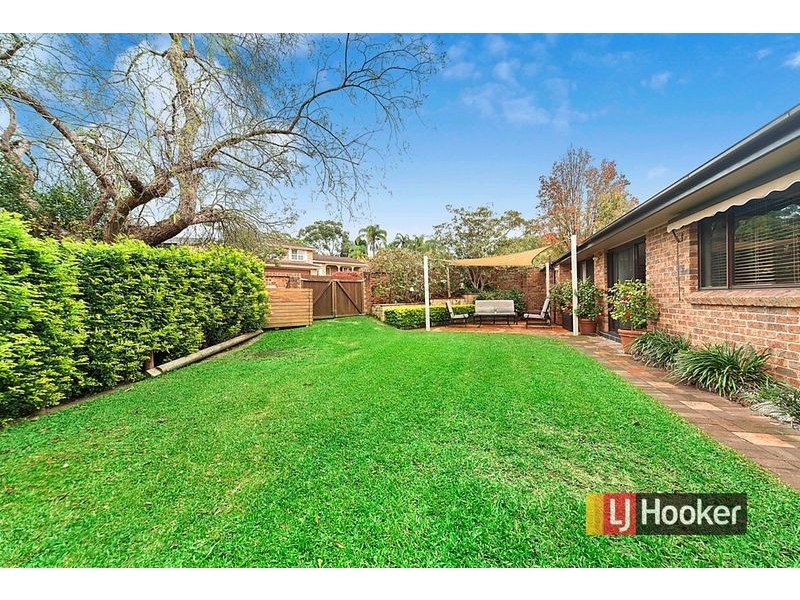 25 Candlebush Crescent, Castle Hill NSW 2154