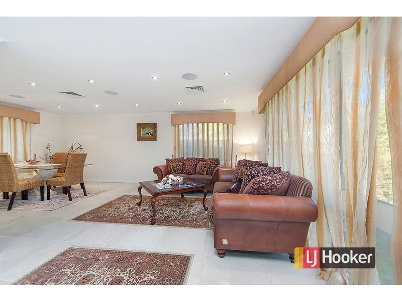 8 Kay Close, Cherrybrook NSW 2126