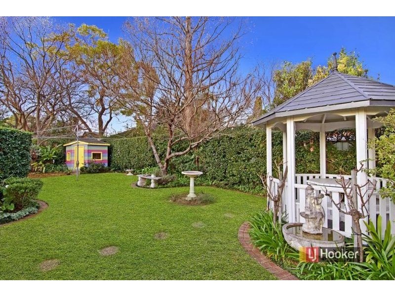 30 Gleeson Avenue, Baulkham Hills NSW 2153