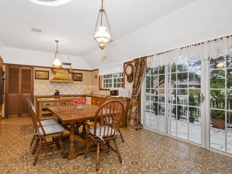 78 Ulundri Drive, Castle Hill NSW 2154